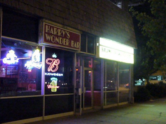 Harry's Wonder Bar